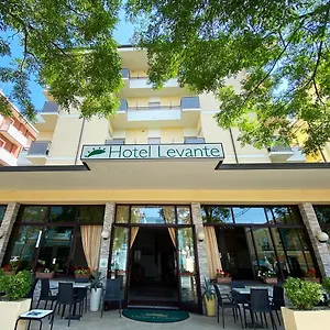 Levante Hotel